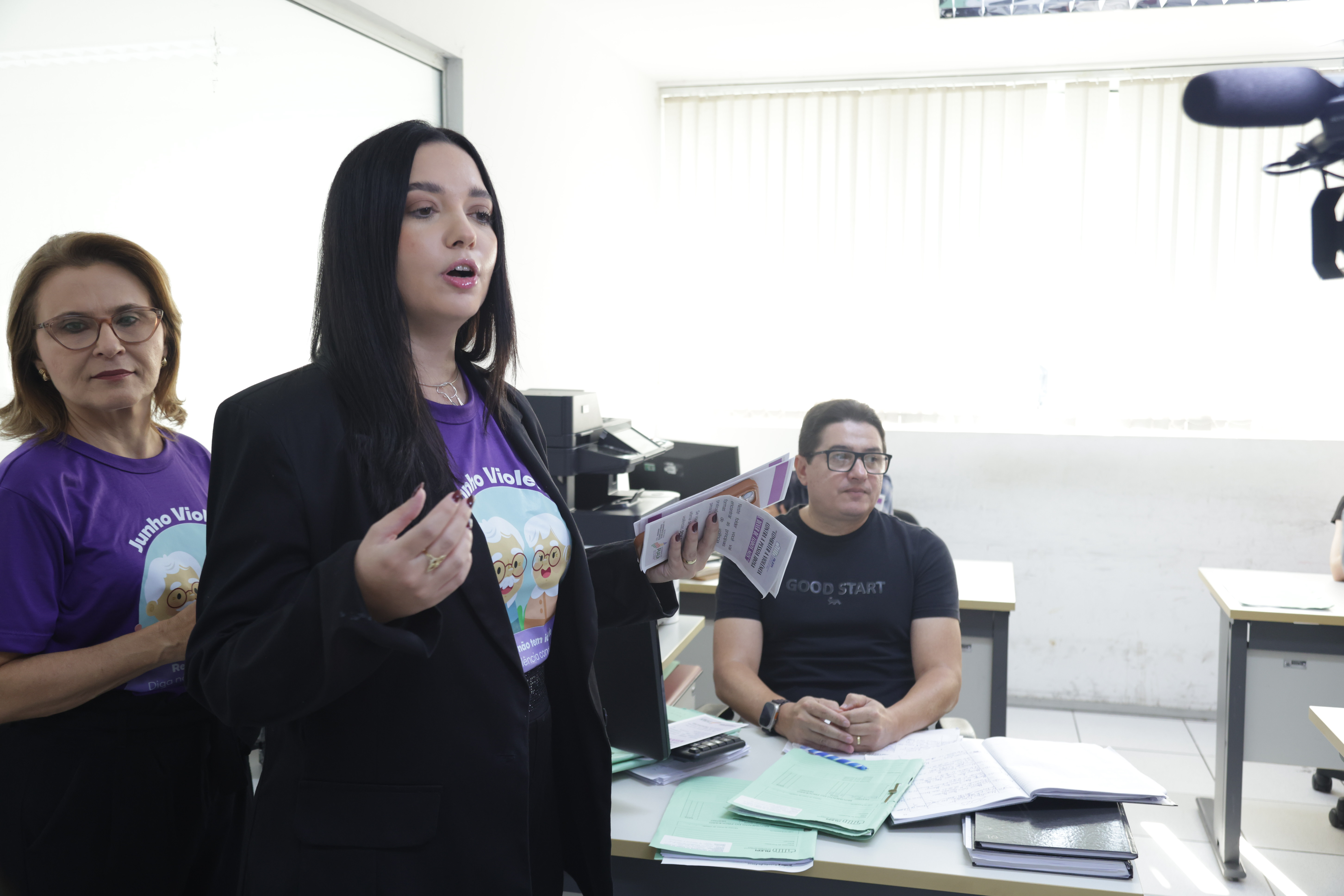 AÇÃO JUNHO VIOLETA 3.jpg