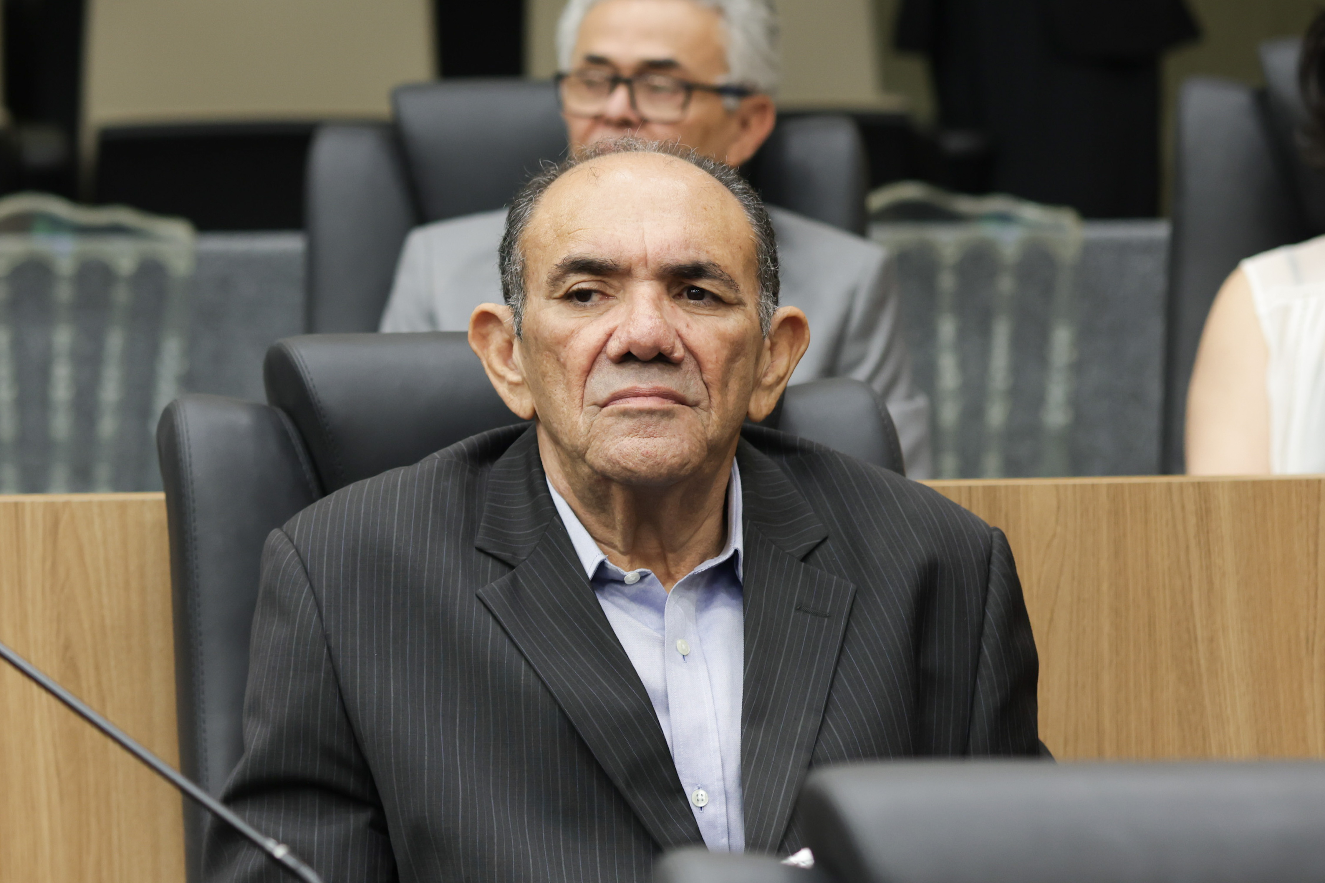 SESSÃO SOLENE TÍTULO DE CIDADANIA AO MÉDICO FRANCISCO PEDROSA (11).jpg