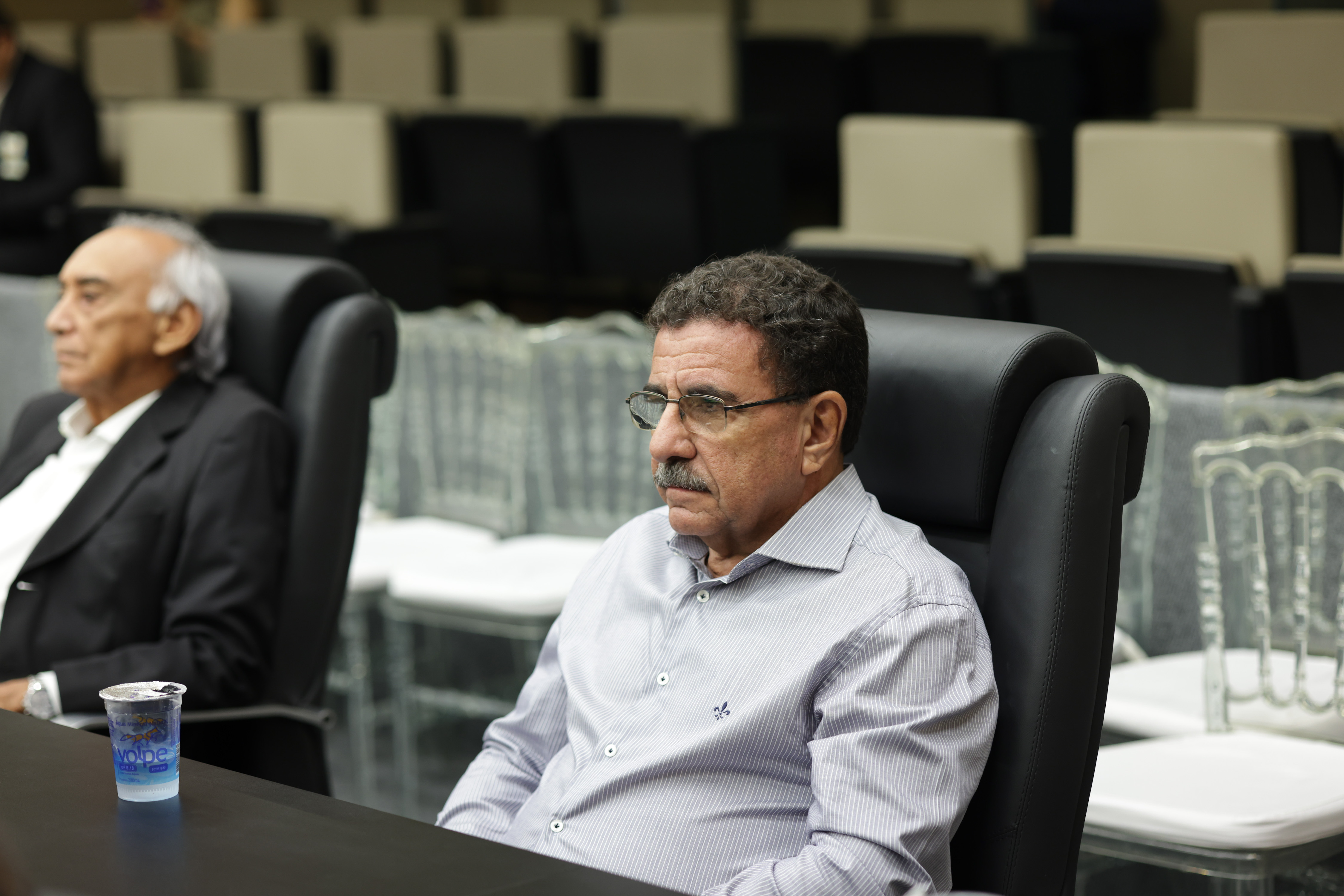 SESSÃO SOLENE TÍTULO DE CIDADANIA AO MÉDICO FRANCISCO PEDROSA (16).jpg