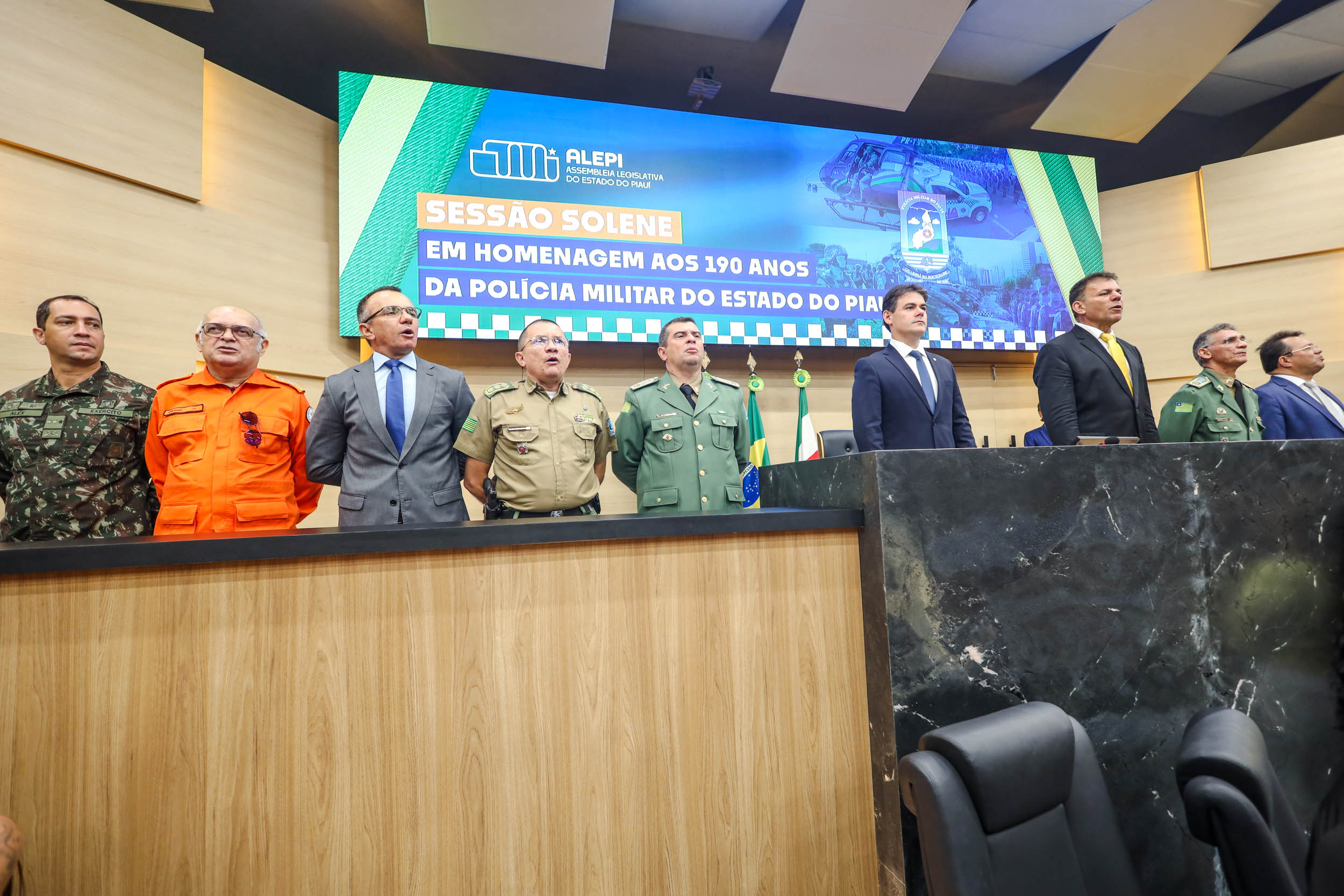 SESSÃO SOLENE 190 ANOS DA PMPI (70).jpg