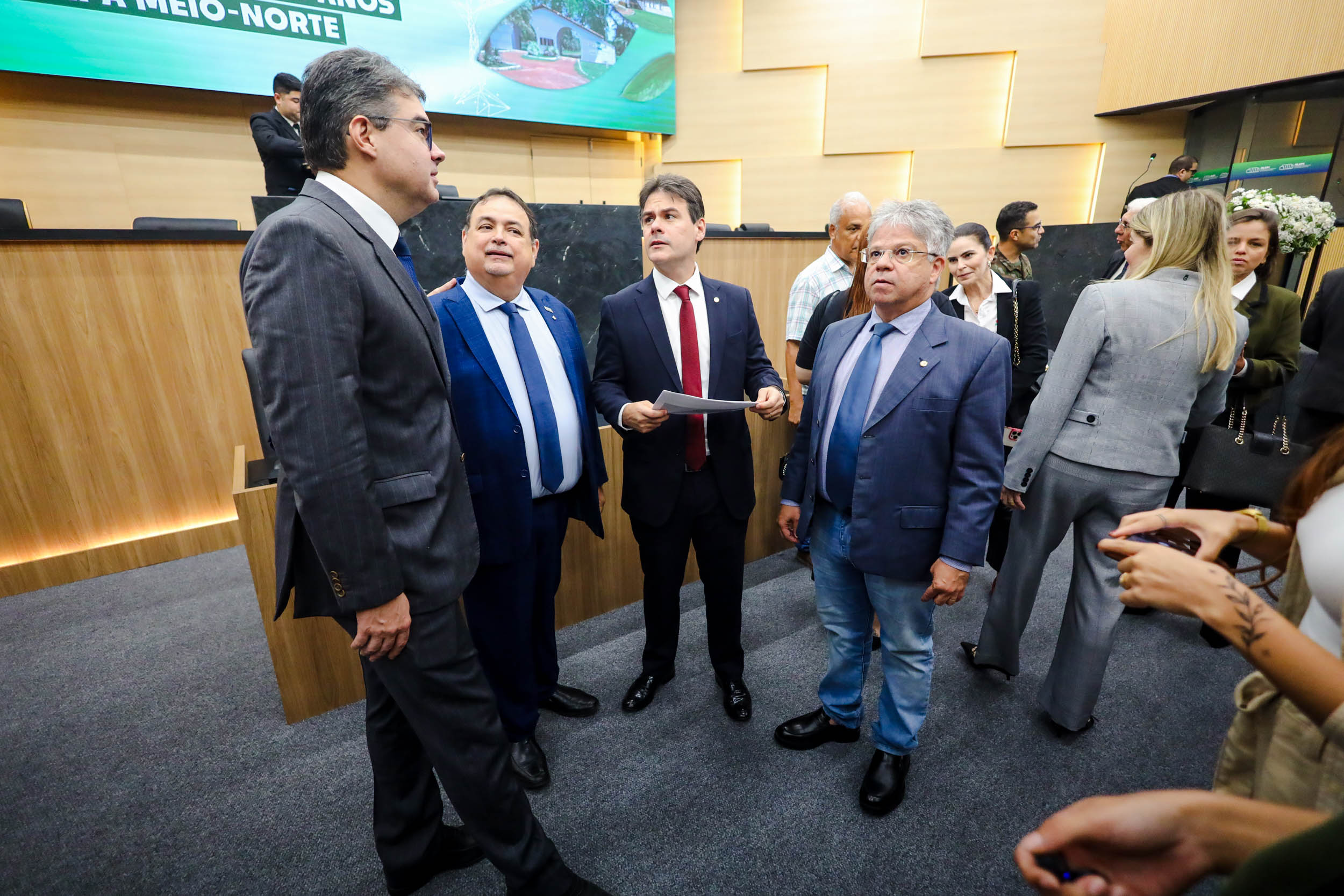 COMISSÃO DE FINANÇAS LDO O (17).jpg