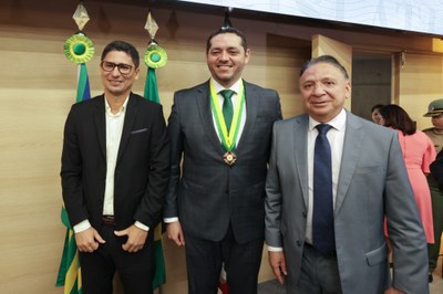 SESSÃO SOLENE MEDALHA DO MÉRITO LEGISLATIVO AO SR ROOSEVELT DOS SANTOS FIGUEIREDO (8).jpg SESSÃO SOLENE MEDALHA DO MÉRITO LEGISLATIVO AO SR ROOSEVELT DOS SANTOS FIGUEIREDO (8).jpg