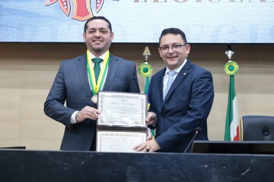 SESSÃO SOLENE MEDALHA DO MÉRITO LEGISLATIVO AO SR ROOSEVELT DOS SANTOS FIGUEIREDO (9).jpg SESSÃO SOLENE MEDALHA DO MÉRITO LEGISLATIVO AO SR ROOSEVELT DOS SANTOS FIGUEIREDO (9).jpg
