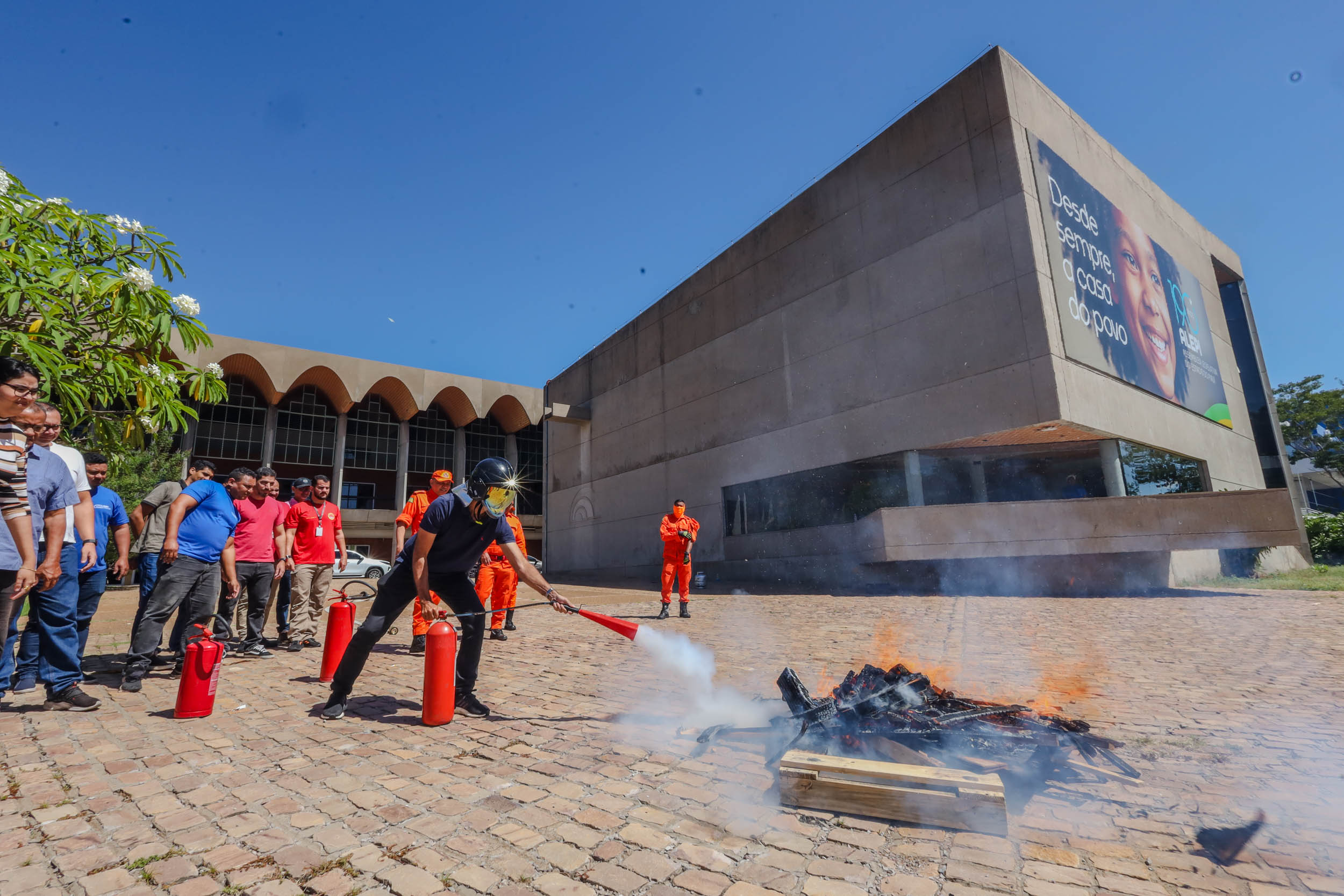 TREINAMENTO DEBRIGADISTA DE INCENDIO PARA FUNCIONARIOS DA ALEPI (11).jpg