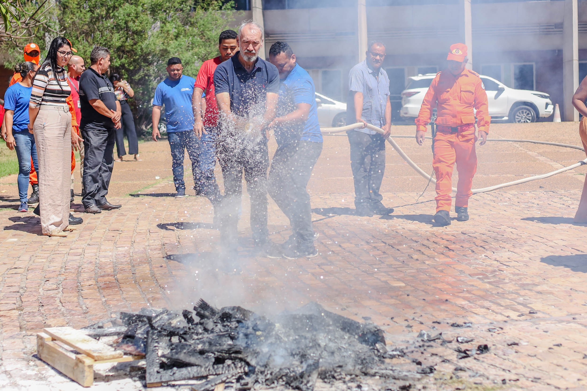 TREINAMENTO DEBRIGADISTA DE INCENDIO PARA FUNCIONARIOS DA ALEPI (23).jpg