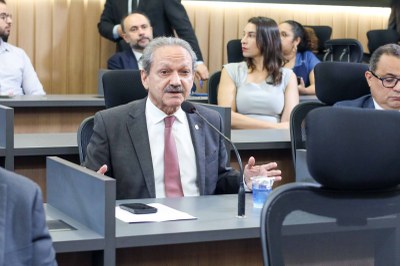 REUNIÃO DA CCJ 06.05 (2).jpeg