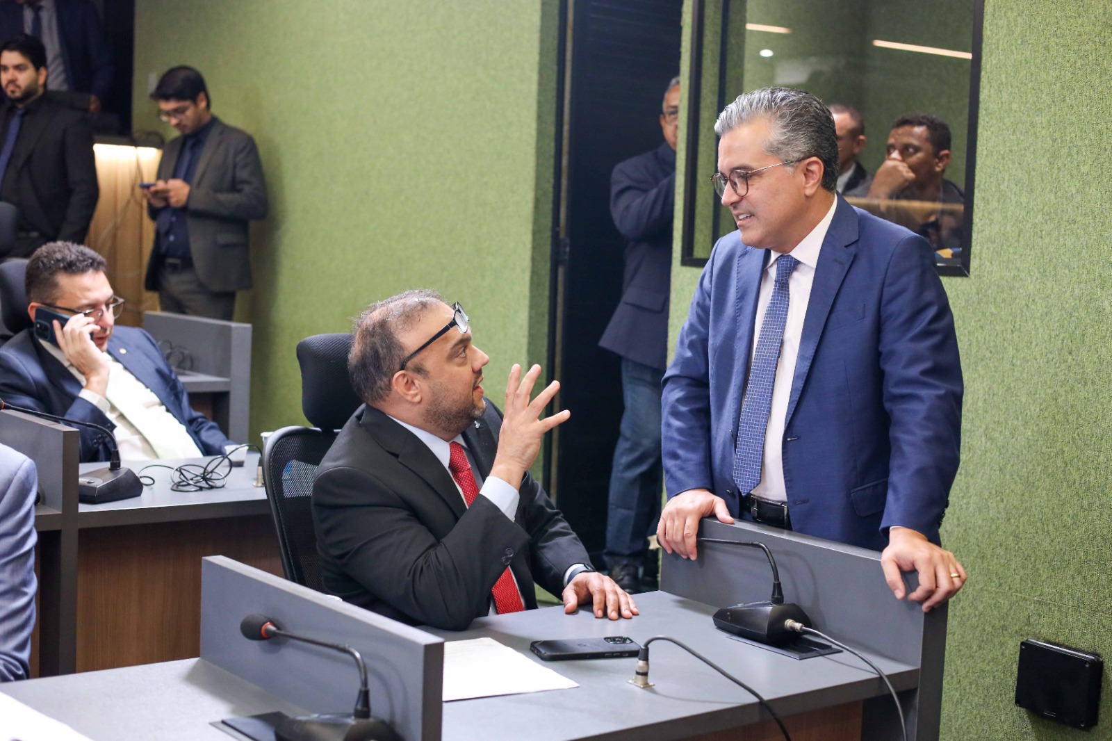 REUNIÃO DA CCJ 06.05 (3).jpeg