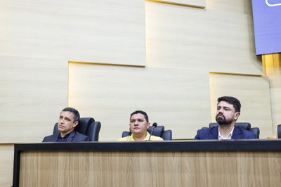 SESSÃO SOLENE EM HOMENAGEM AO DIA DA EMPREGADA DOMÉSTICA  (1).jpg