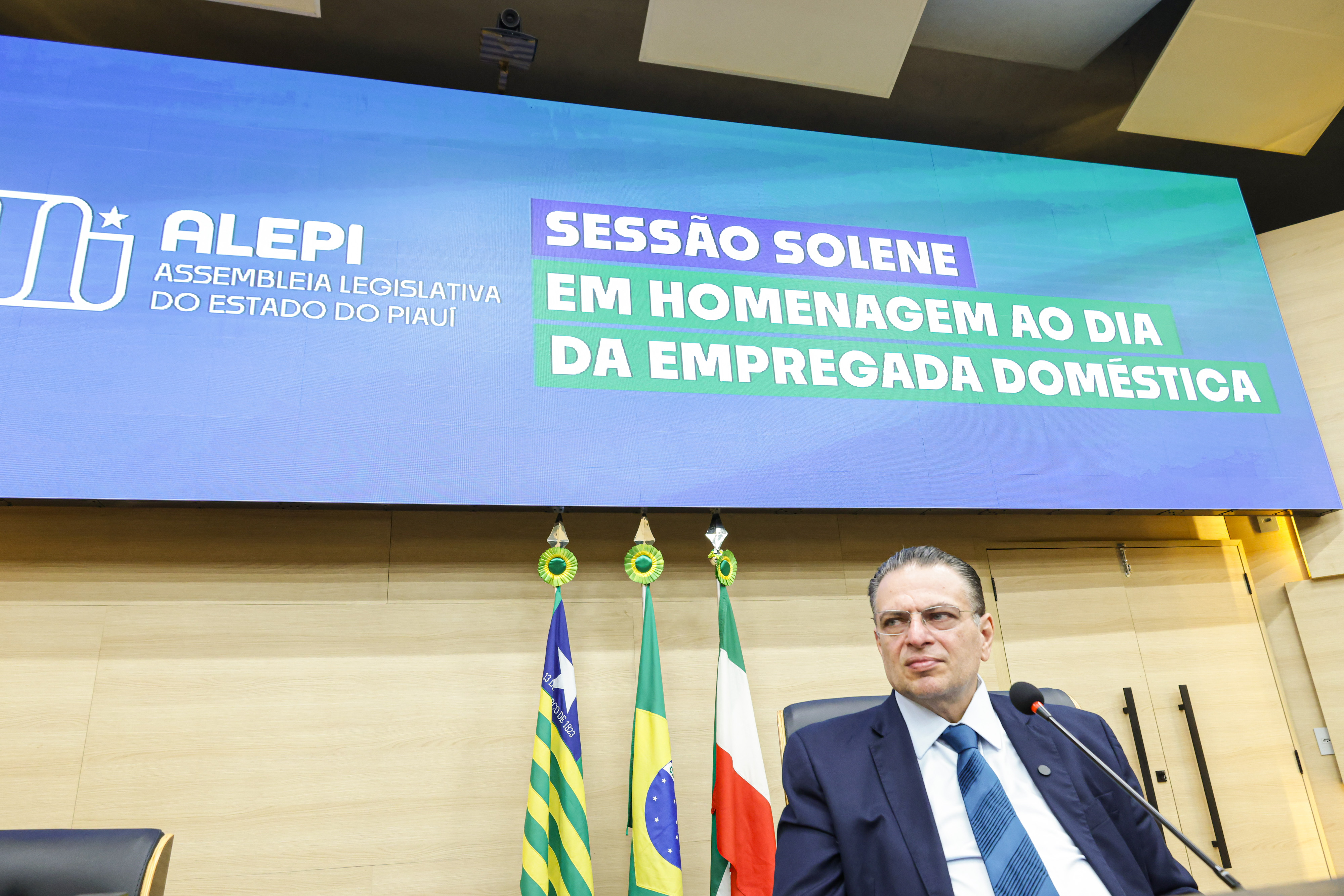 SESSÃO SOLENE EM HOMENAGEM AO DIA DA EMPREGADA DOMÉSTICA  (6).jpg