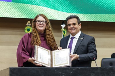 SESSÃO SOLENE TÍTULO DE CIDADANIA AO SENHOR MANOEL CARDOSO LINHARES E À SENHORA CARINA THOMAZ CAMARA (10).jpg SESSÃO SOLENE TÍTULO DE CIDADANIA AO SENHOR MANOEL CARDOSO LINHARES E À SENHORA CARINA THOMAZ CAMARA (10).jpg