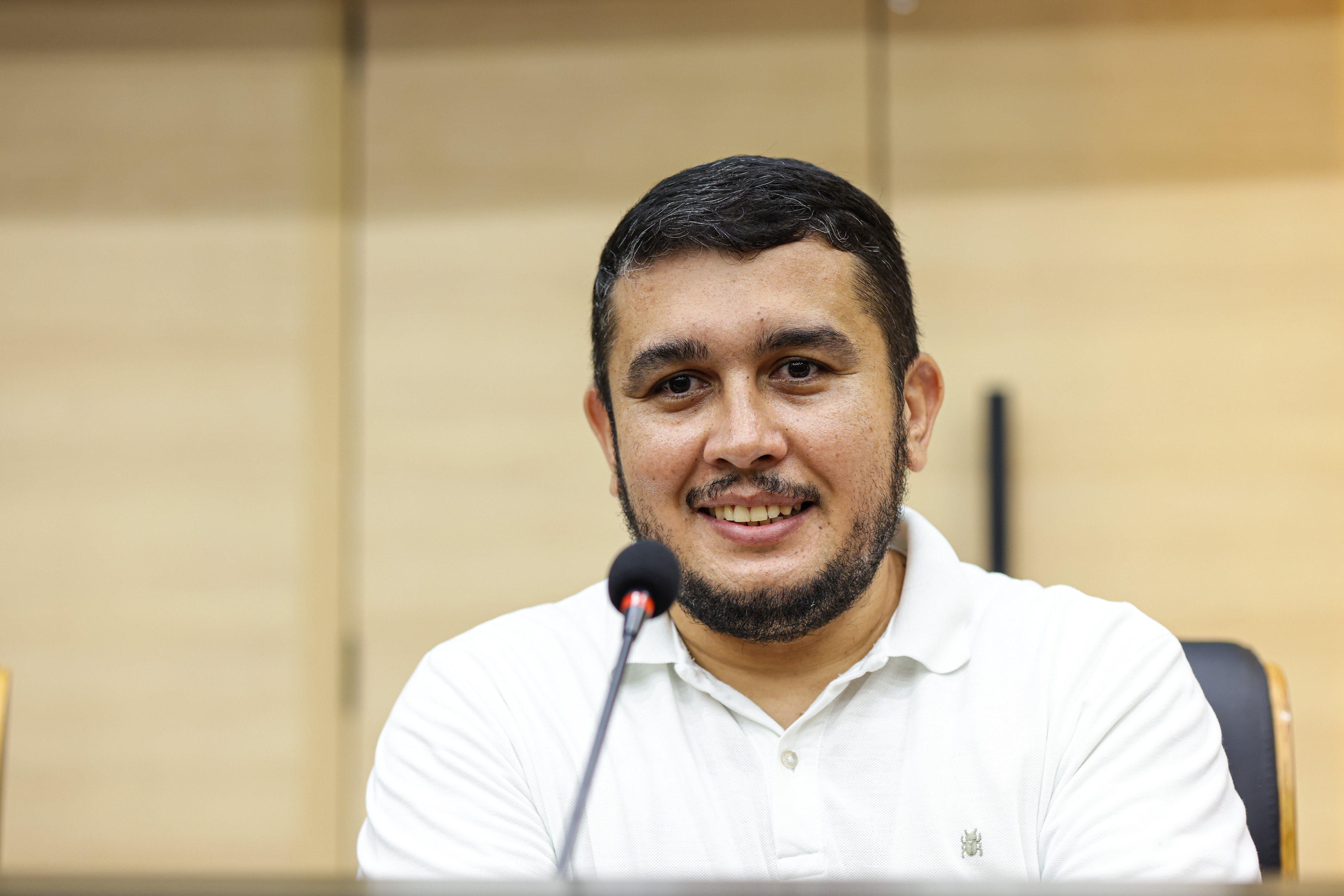 SESSÃO SOLENE  TÍTULO DE CIDADANIA AO SENHOR MANOEL CARDOSO LINHARES E À SENHORA CARINA THOMAZ CAMARA    (2).jpg