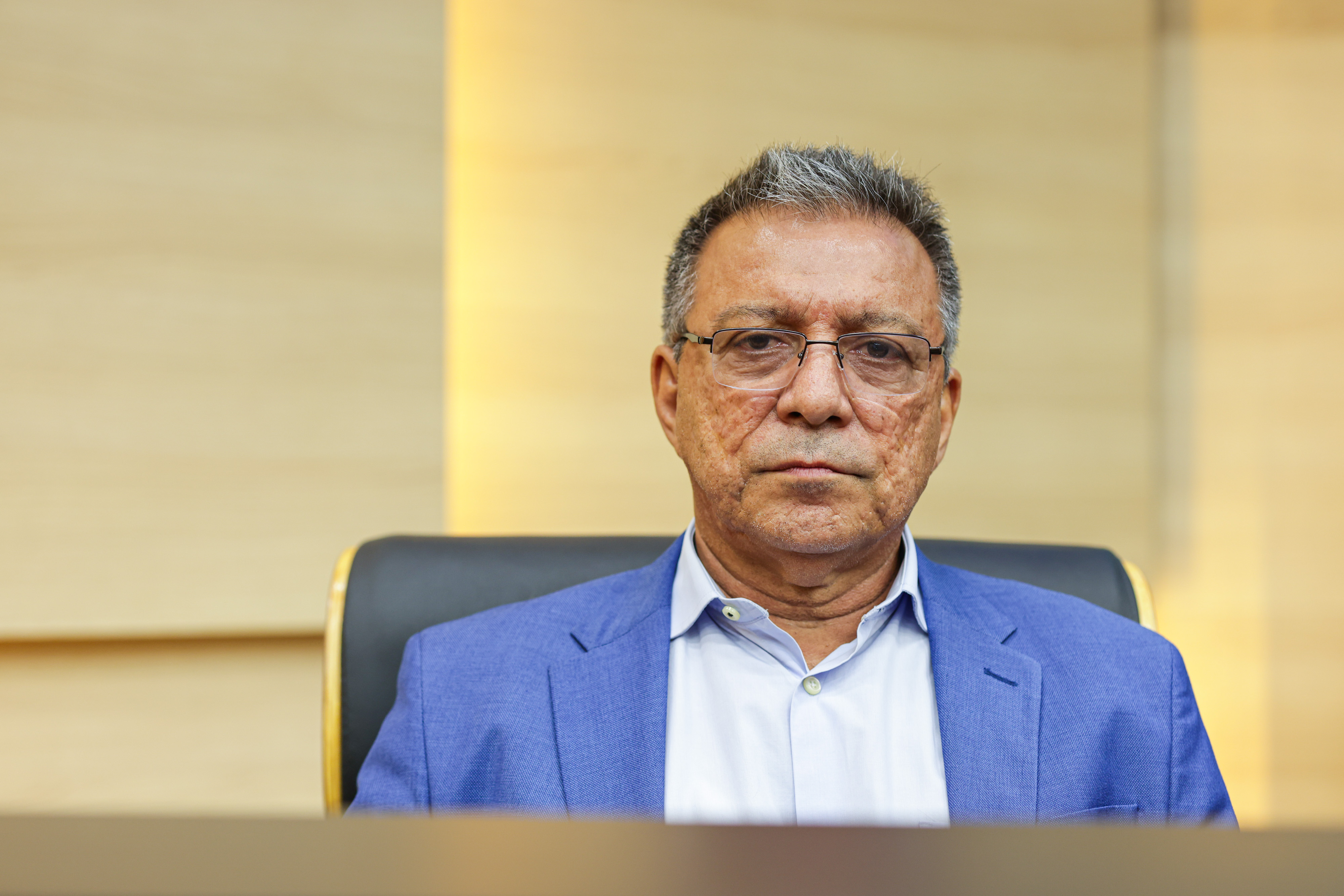 SESSÃO SOLENE  TÍTULO DE CIDADANIA AO SENHOR MANOEL CARDOSO LINHARES E À SENHORA CARINA THOMAZ CAMARA    (4).jpg