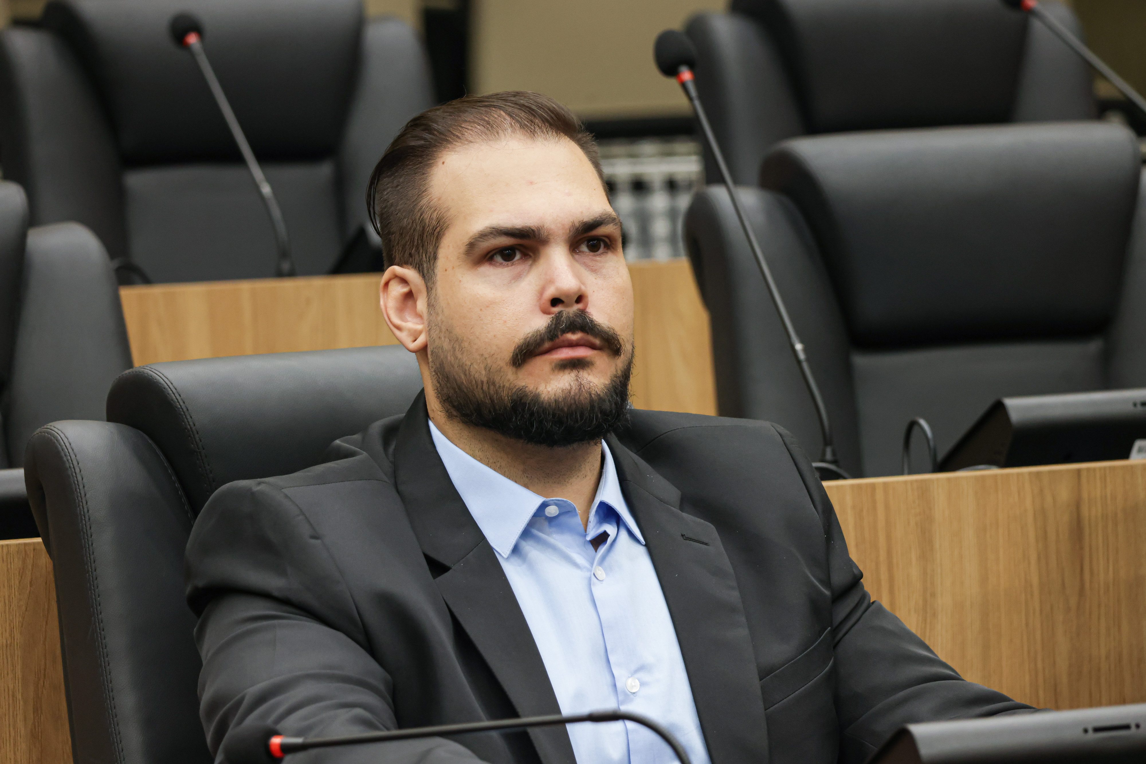 SESSÃO SOLENE  TÍTULO DE CIDADANIA AO SENHOR MANOEL CARDOSO LINHARES E À SENHORA CARINA THOMAZ CAMARA    (7).jpg