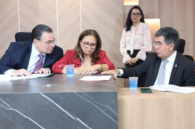 COMISSÃO DE MEIO AMBIENTE. DEBATE SOBRE A SECA (4).jpeg COMISSÃO DE MEIO AMBIENTE. DEBATE SOBRE A SECA (4).jpeg