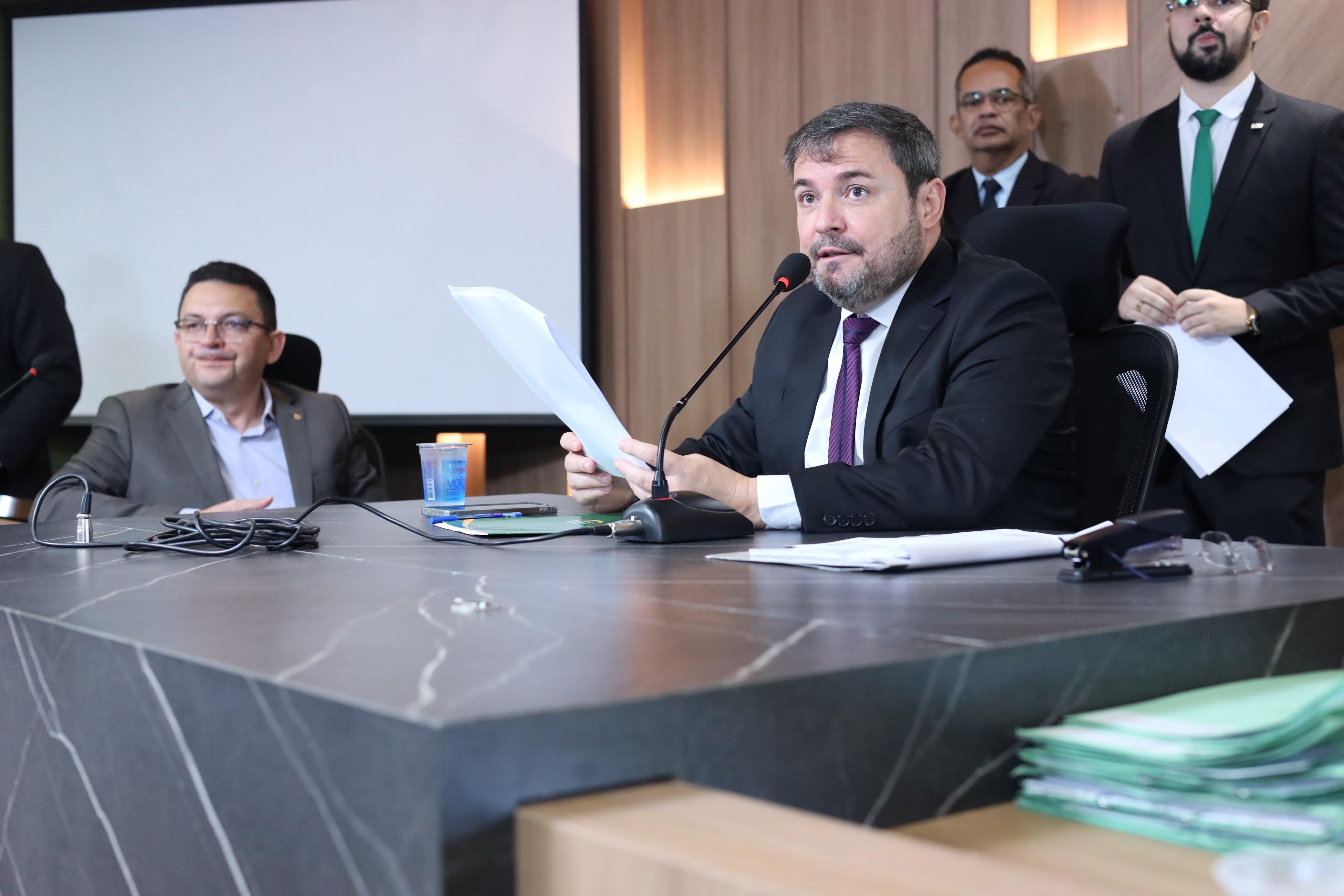 COMISSÃO DE CONSTITUIÇÃO E JUSTIÇA (9).jpeg