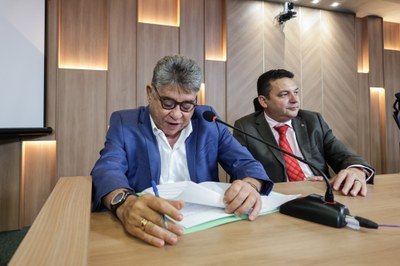 REUNIÃO DA COMISSÃO DE FISCALIZAÇÃO CONTROLE FINANÇAS E TRIBUTAÇÃO (1).jpg