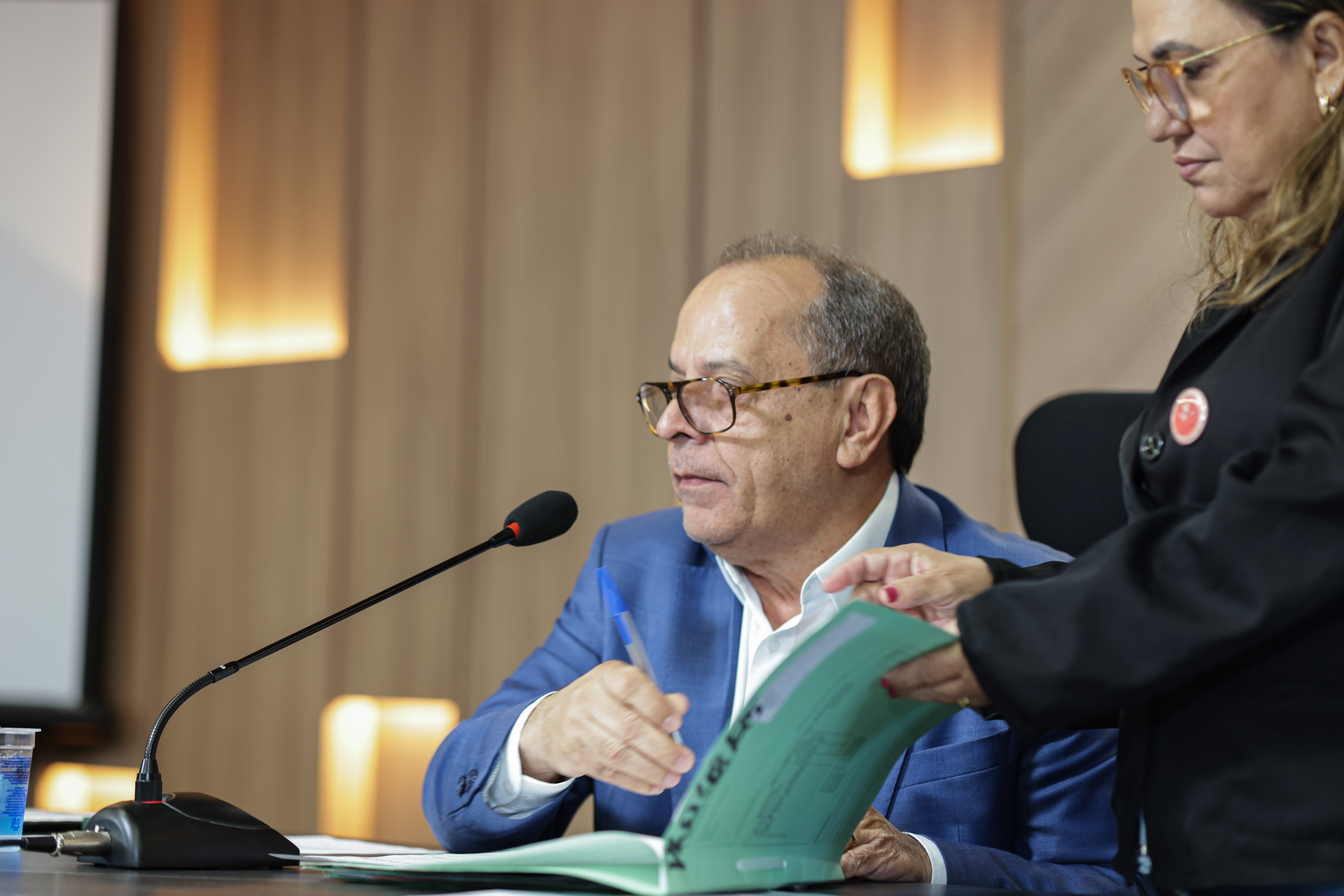 REUNIÃO DA COMISSÃO DE SAÚDE EDUCAÇÃO E CULTURA (12).jpg