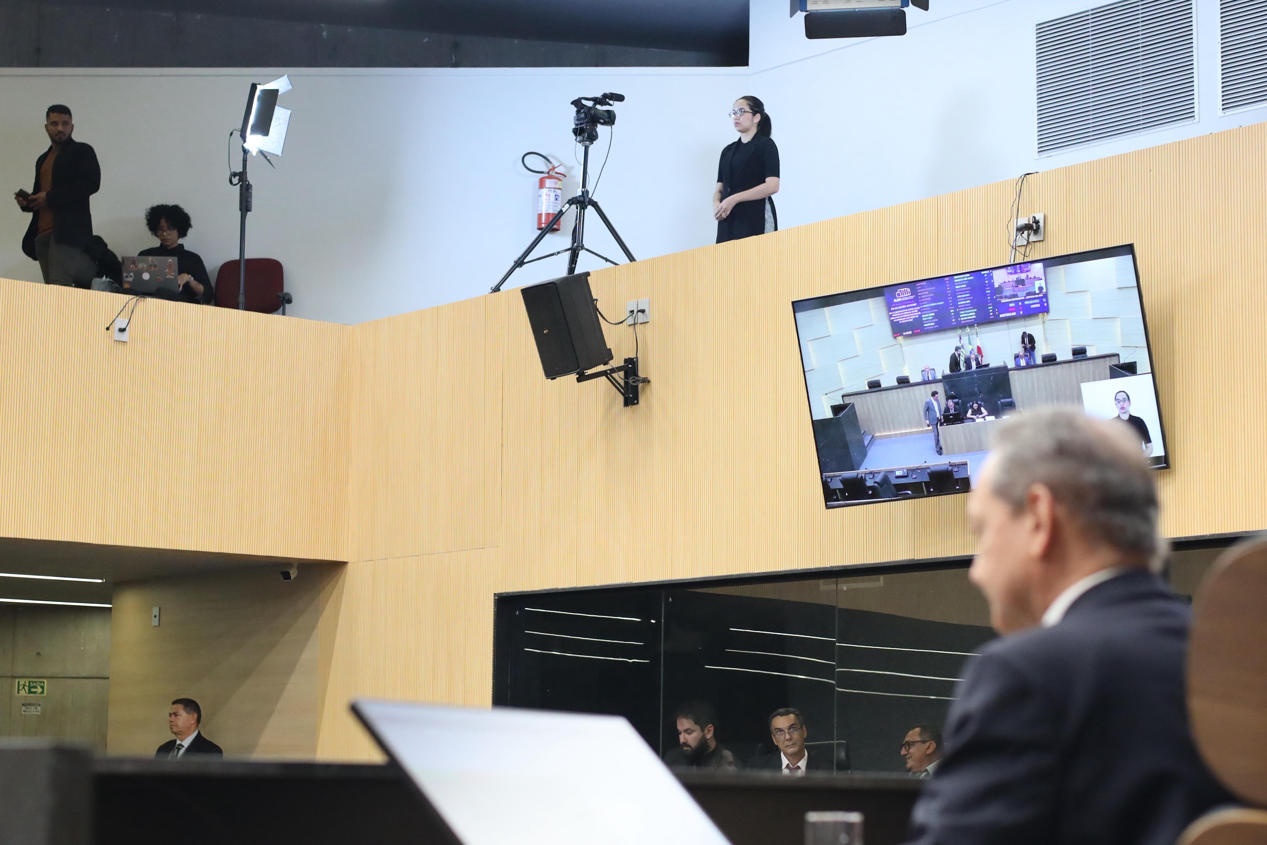 SESSÃO PLENÁRIA 19.05 LIBRAS (2).jpeg