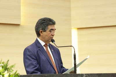 SESSÃO SOLENE TÍTULO DE CIDADANIA AO SR ADOLFO CURBELO CASTELLANOS EMBAIXADOR DE CUBA NO BRASIL (15).jpg