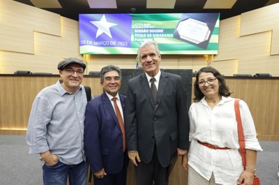 SESSÃO SOLENE TÍTULO DE CIDADANIA AO SR ADOLFO CURBELO CASTELLANOS EMBAIXADOR DE CUBA NO BRASIL (43).jpg