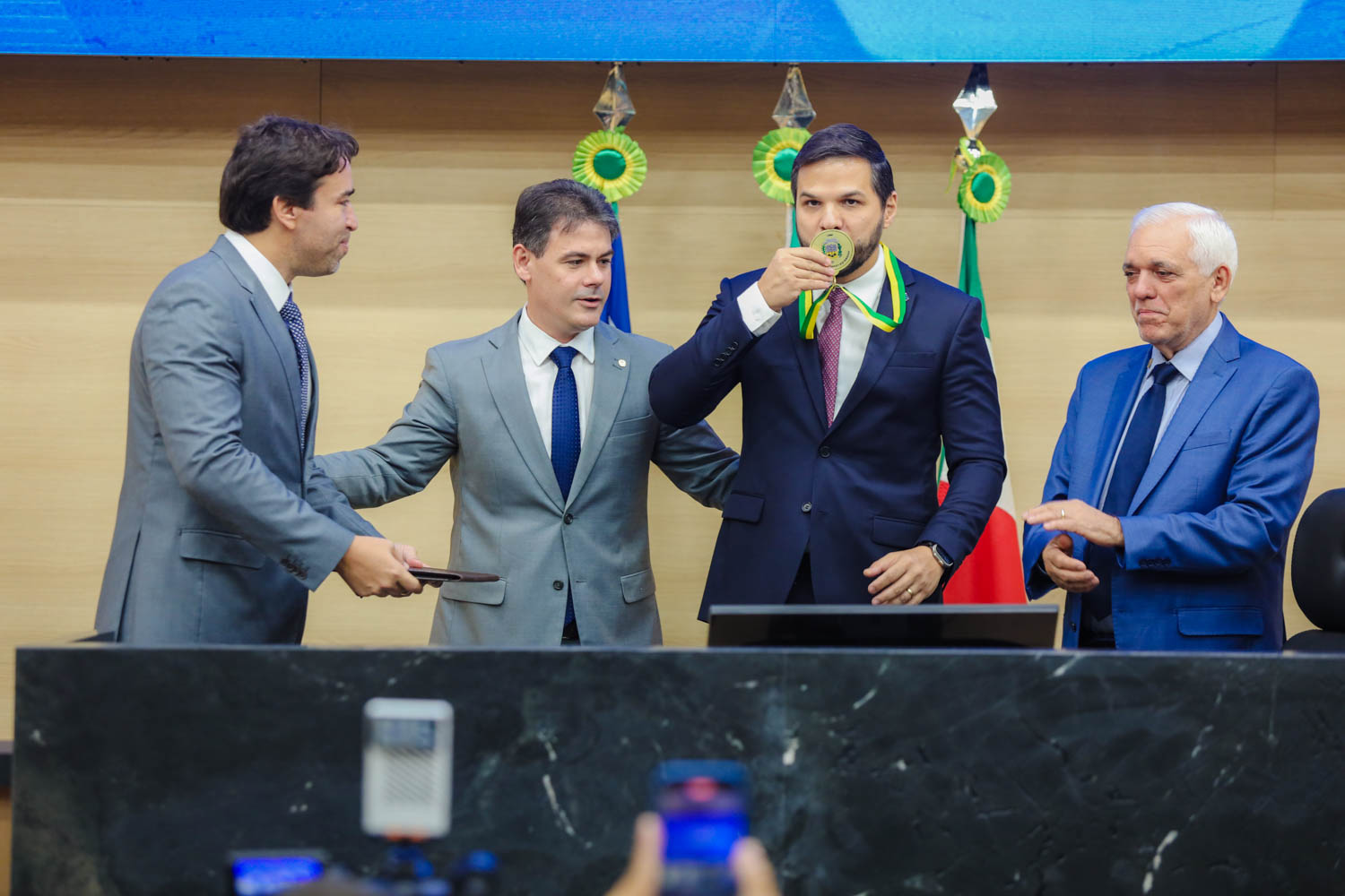 MEDALHA MÉRITO LEGISLATIVO SECRETARIO WASHINTON BANDEIRA (17).jpg