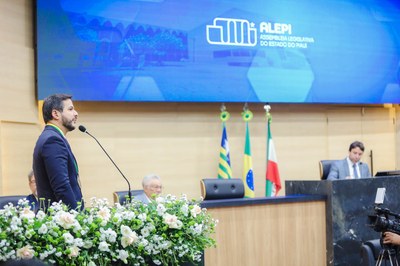 MEDALHA MÉRITO LEGISLATIVO SECRETARIO WASHINTON BANDEIRA (21).jpg