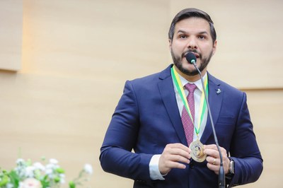 MEDALHA MÉRITO LEGISLATIVO SECRETARIO WASHINTON BANDEIRA (22).jpg