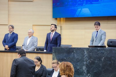 MEDALHA MÉRITO LEGISLATIVO SECRETARIO WASHINTON BANDEIRA (6).jpg