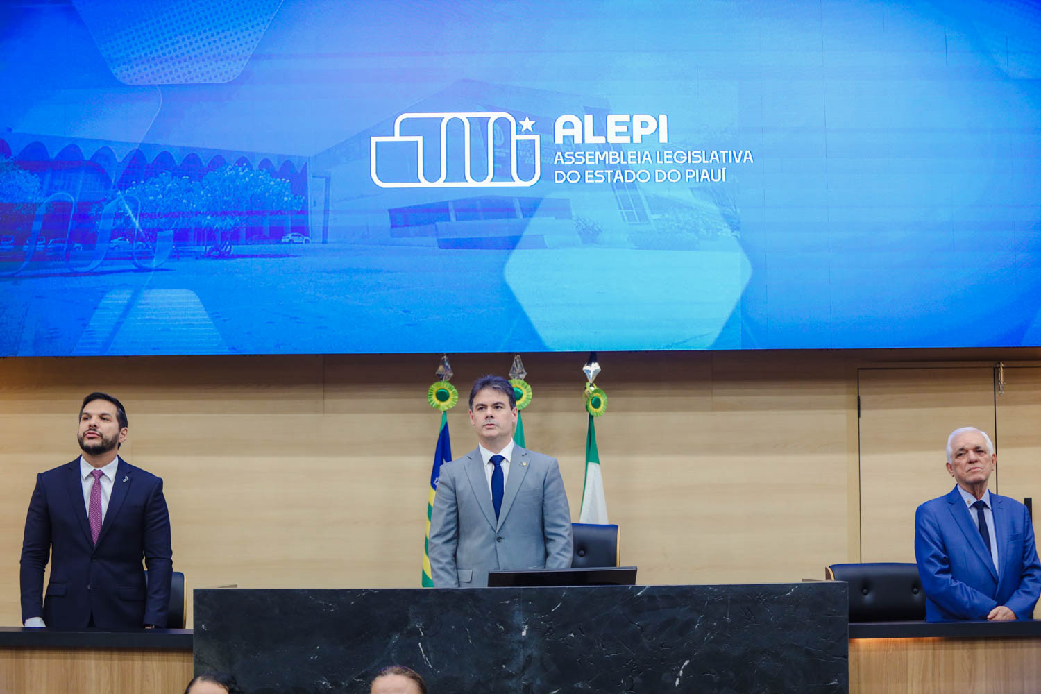 MEDALHA MÉRITO LEGISLATIVO SECRETARIO WASHINTON BANDEIRA (9).jpg