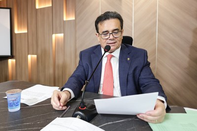 REUNIÃO DA COMISSÃO DE CONSTITUIÇÃO E JUSTIÇA (1).jpg