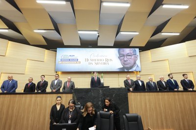 SESSÃO SOLENE HOMENAGEM AO CENTENÁRIO DO DEPUTADO HUMBERTO REIS DA SILVEIRA (10).jpg