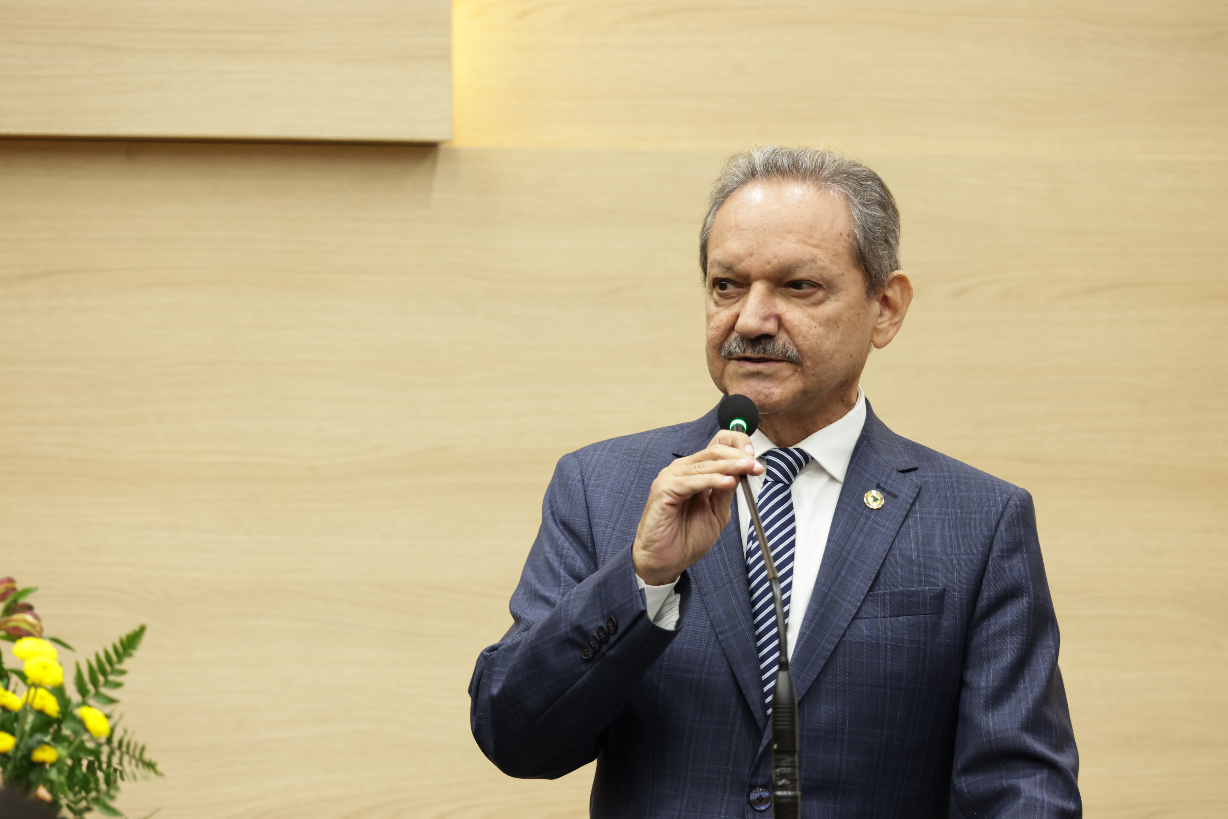 SESSÃO SOLENE HOMENAGEM AO CENTENÁRIO DO DEPUTADO HUMBERTO REIS DA SILVEIRA (14).jpg