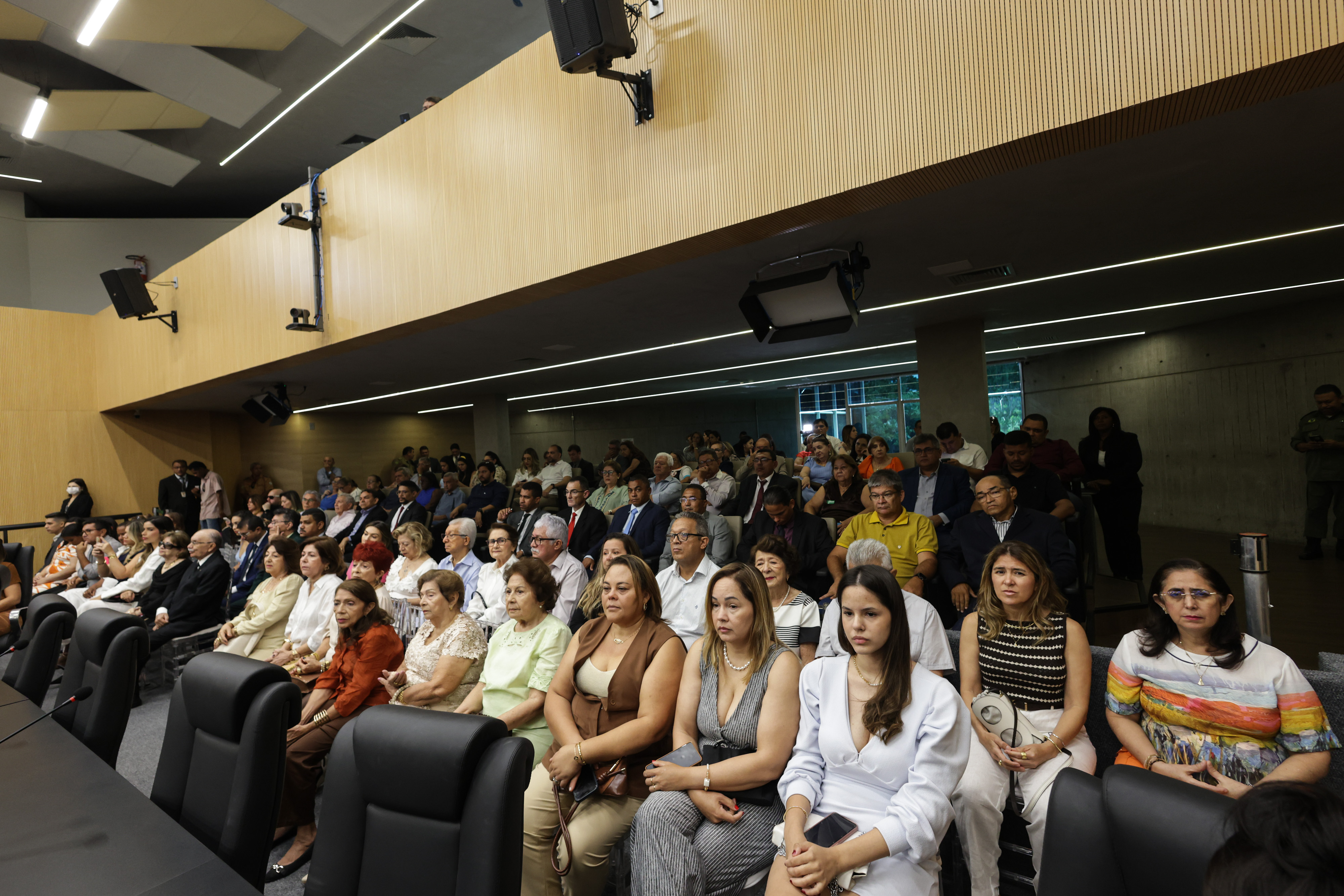 SESSÃO SOLENE HOMENAGEM AO CENTENÁRIO DO DEPUTADO HUMBERTO REIS DA SILVEIRA (30).jpg