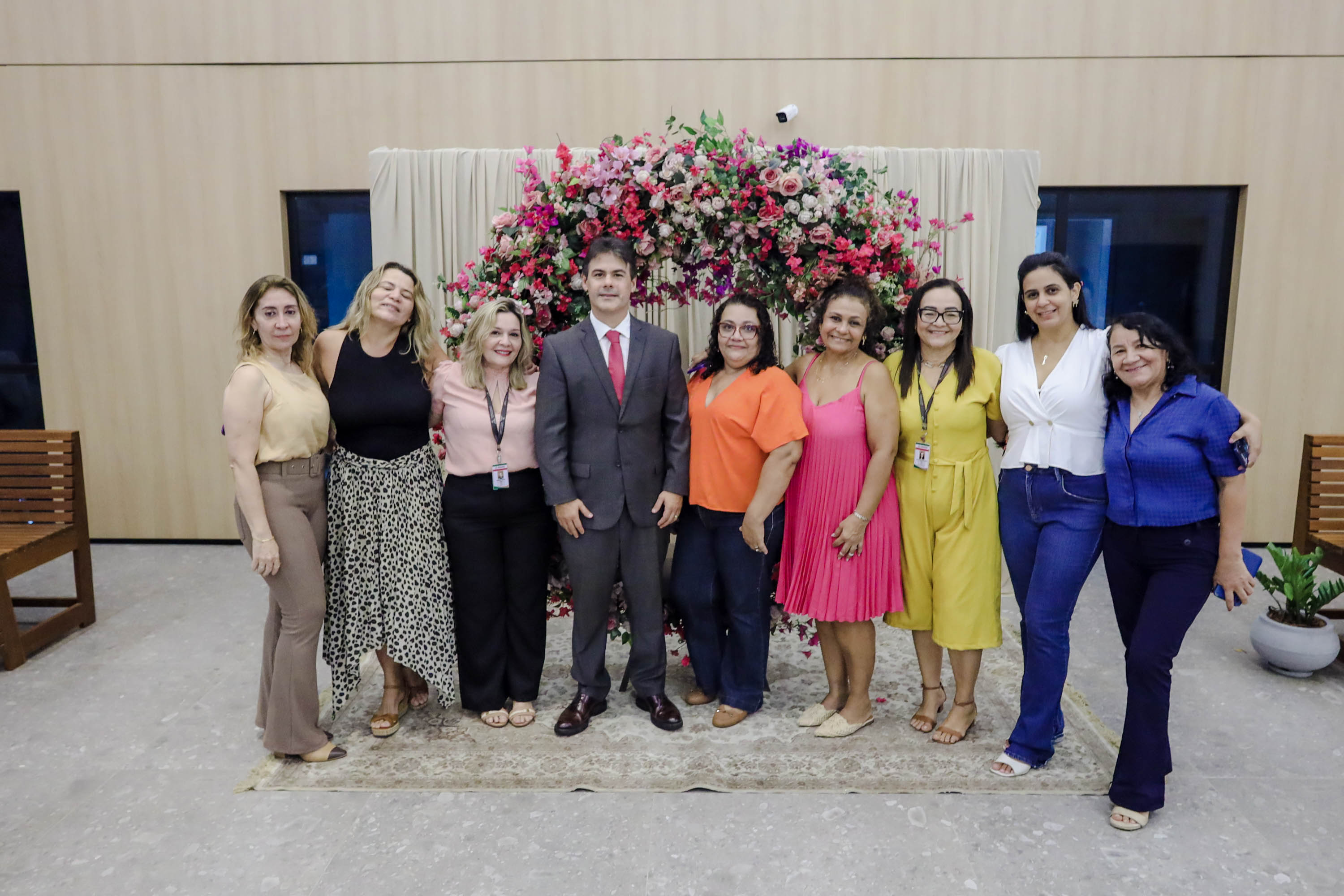 ACOLHIMENTO E HOMENAGEM PELO DIA DAS MULHERES PELO PRESIDENTE SEVERO EULÁLIO (38).jpg