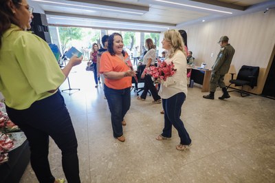 ACOLHIMENTO E HOMENAGEM PELO DIA DAS MULHERES PELO PRESIDENTE SEVERO EULÁLIO (6).jpg