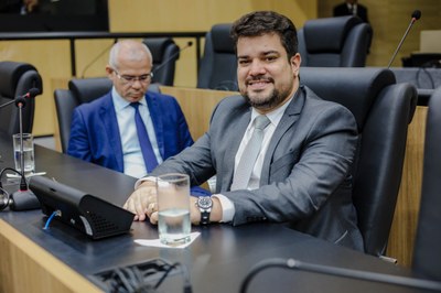 SESSÃO PLENÁRIA 11.03 DEP DOGIN FELIX.jpg