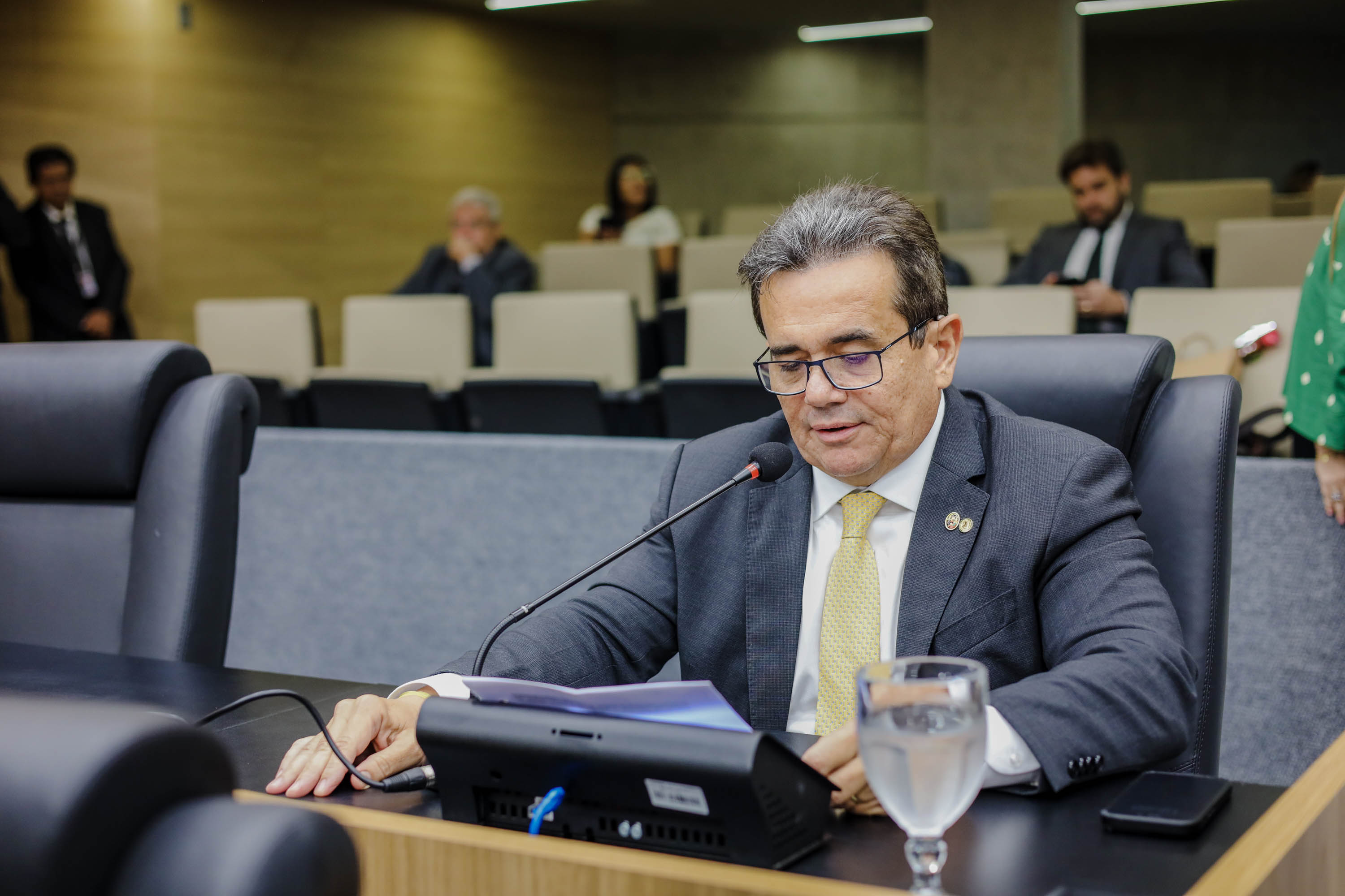 SESSÃO PLENÁRIA 11.03 DEP HENRIQUE PIRES (4).jpg