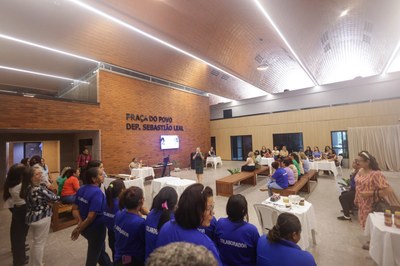 PALESTRA DRA KELLY GONÇALVES EMPREENDEDORISMO E EMPODERAMENTO FEMININO  (5).jpg