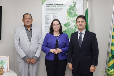VISITA DE CORTESIA À DEFENSORA GERAL DO ESTADO CARLA YASCAR.jpg