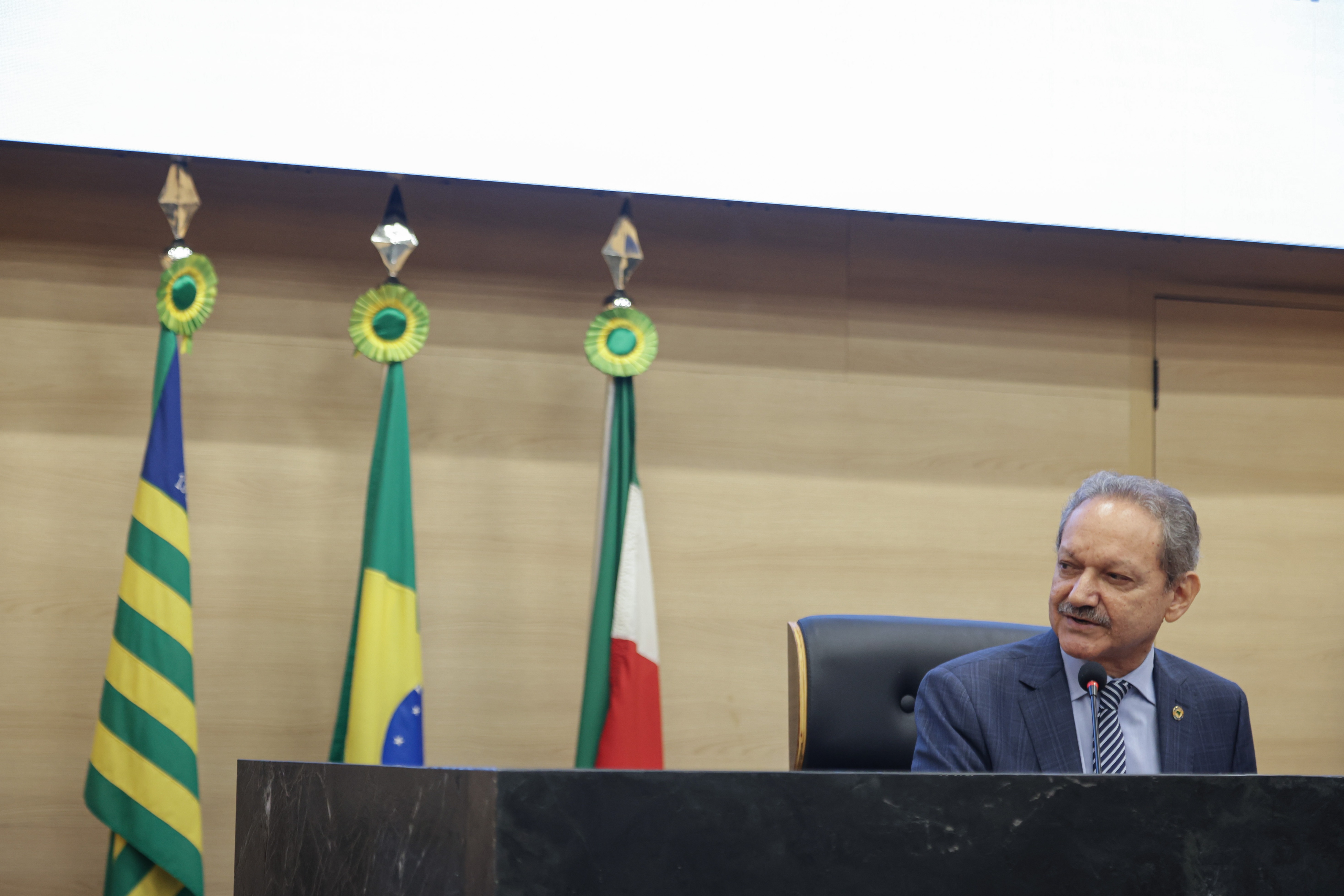  SESSÃO SOLENE TÍTULO DE CIDADANIA AO SR. JOAQUIM OLEGÁRIO DE BARROS ALMEIDA (10).jpg