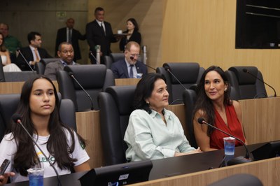  SESSÃO SOLENE TÍTULO DE CIDADANIA AO SR. JOAQUIM OLEGÁRIO DE BARROS ALMEIDA (24).jpg