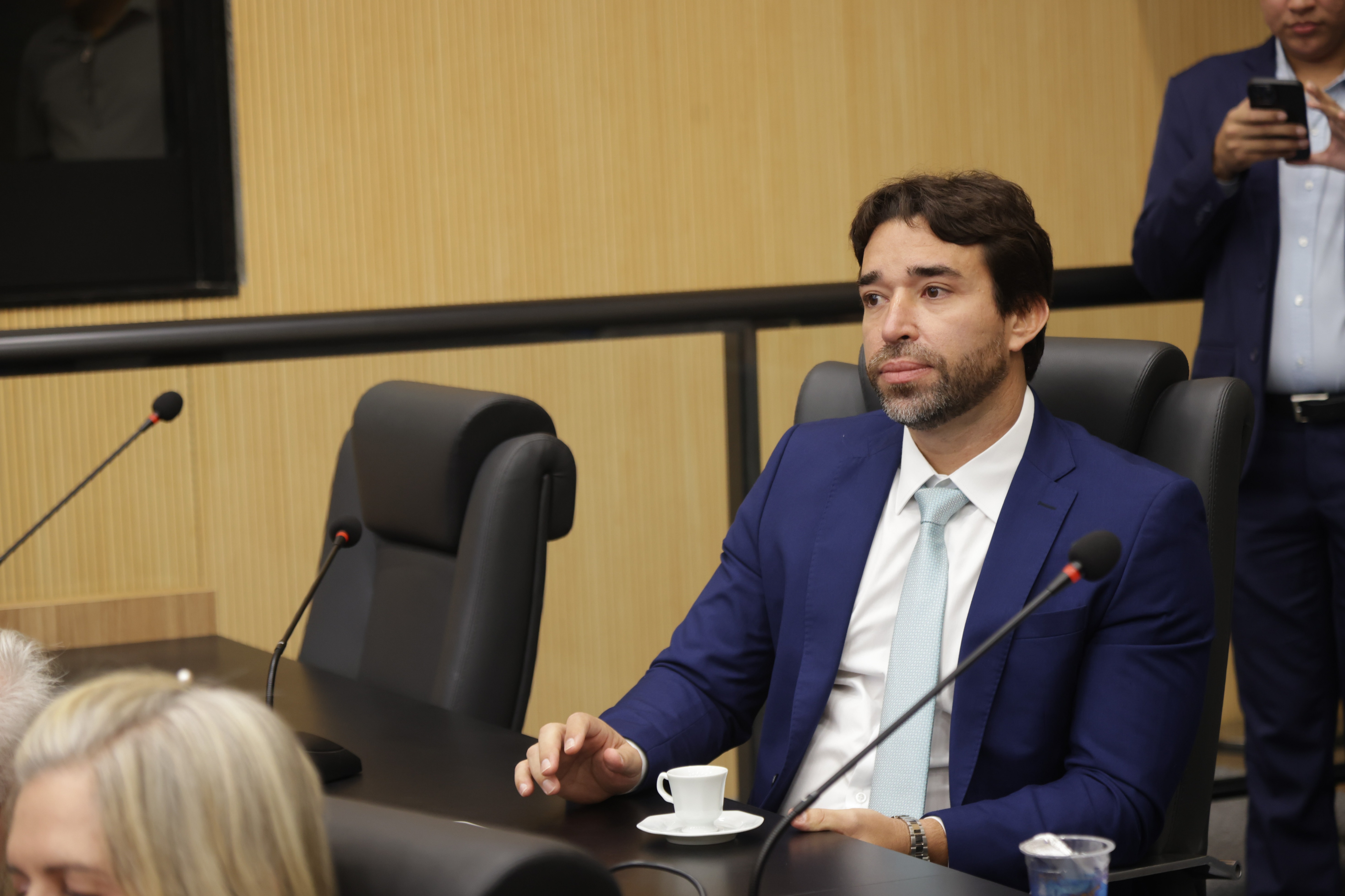  SESSÃO SOLENE TÍTULO DE CIDADANIA AO SR. JOAQUIM OLEGÁRIO DE BARROS ALMEIDA (28).jpg