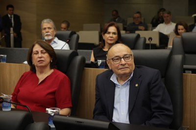  SESSÃO SOLENE TÍTULO DE CIDADANIA AO SR. JOAQUIM OLEGÁRIO DE BARROS ALMEIDA (30).jpg