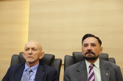  SESSÃO SOLENE TÍTULO DE CIDADANIA AO SR. JOAQUIM OLEGÁRIO DE BARROS ALMEIDA (47).jpg