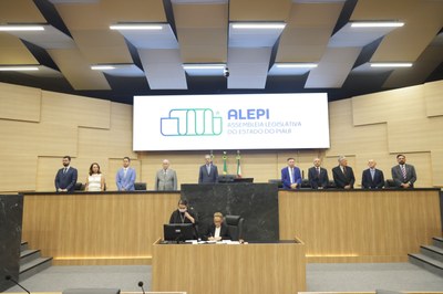  SESSÃO SOLENE TÍTULO DE CIDADANIA AO SR. JOAQUIM OLEGÁRIO DE BARROS ALMEIDA (48).jpg