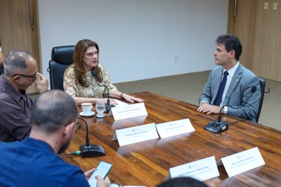 REUNIÃO PRESIDENTE DA ALEPI SEVERO EULALIO E REUTORA DA UFPI NADIR (1).jpg
