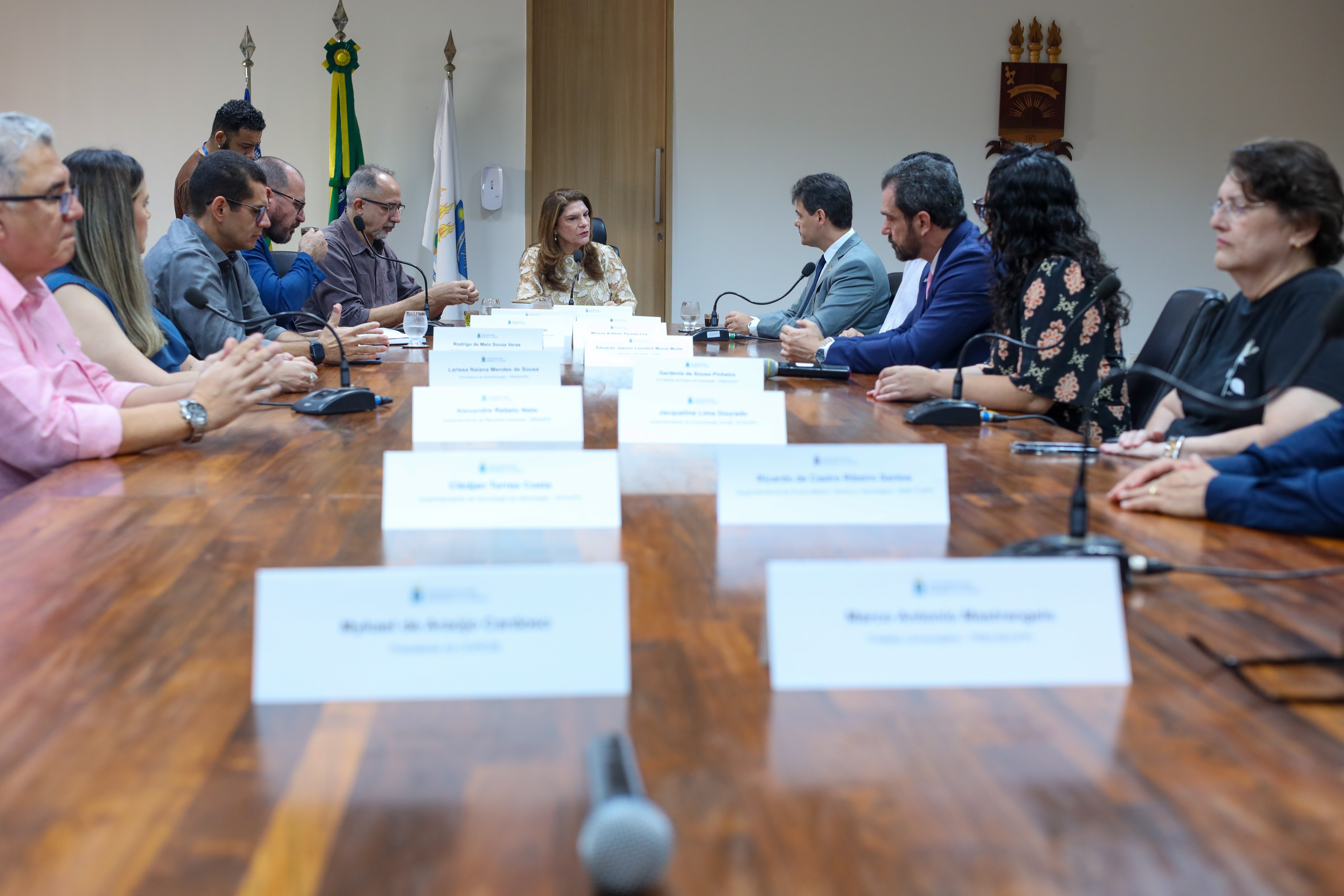REUNIÃO PRESIDENTE DA ALEPI SEVERO EULALIO E REUTORA DA UFPI NADIR (4).jpg
