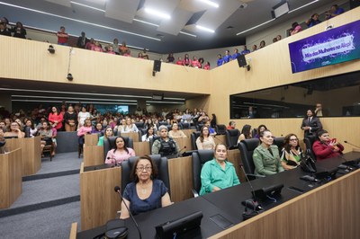 SESSÃO SOLENE ESPECIAL MÊS DAS MULHERES NA ALEPI (36).jpg