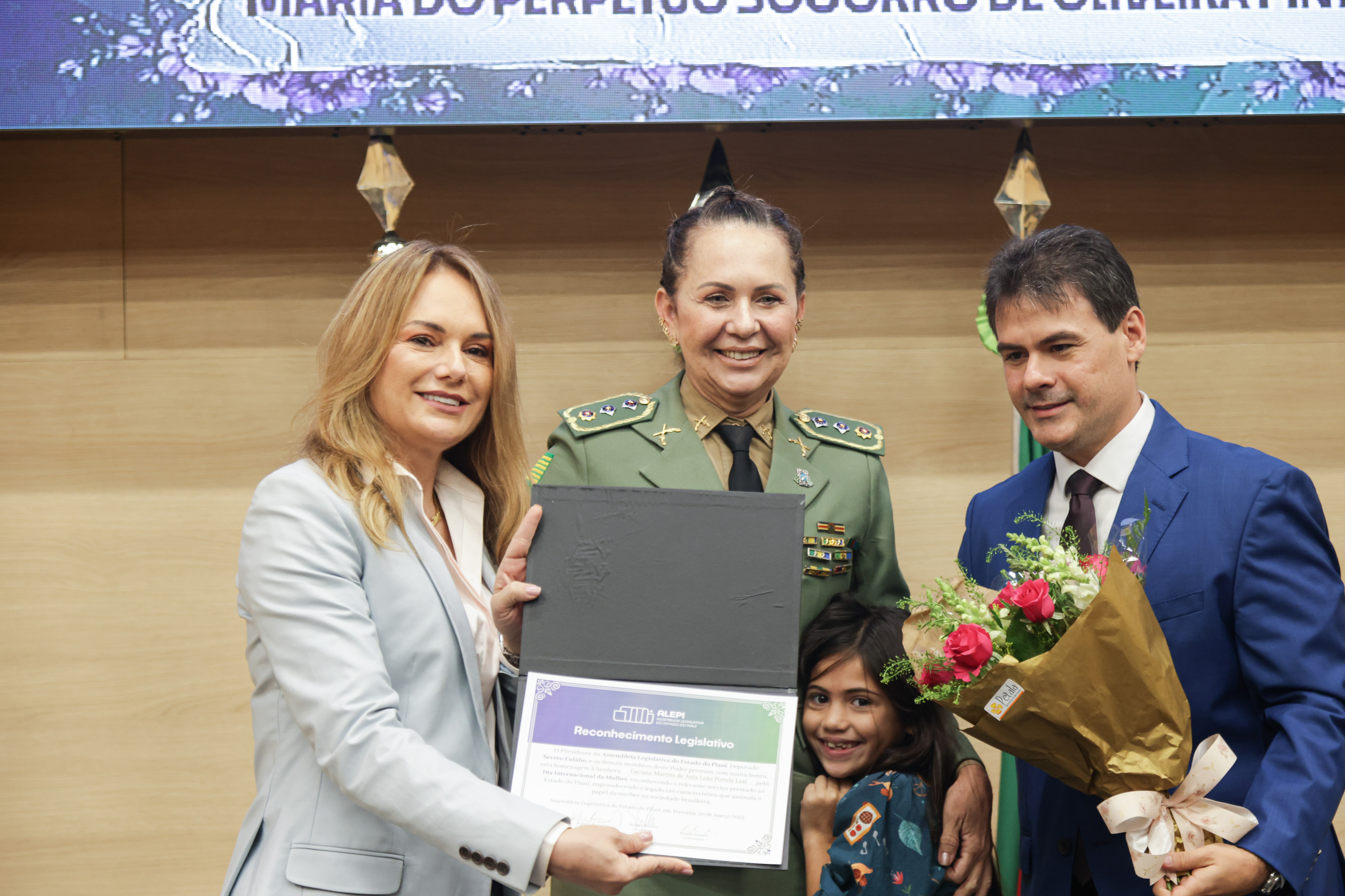 SESSÃO SOLENE ESPECIAL MÊS DAS MULHERES NA ALEPI (54).jpg