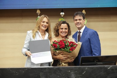 SESSÃO SOLENE ESPECIAL MÊS DAS MULHERES NA ALEPI (56).jpg